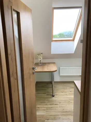 Pronájem bytu 1+1, Zlín, Vejvanovská, 30 m2