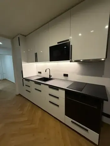 Pronájem bytu 4+kk, Praha, Novodvorská, 47 m2