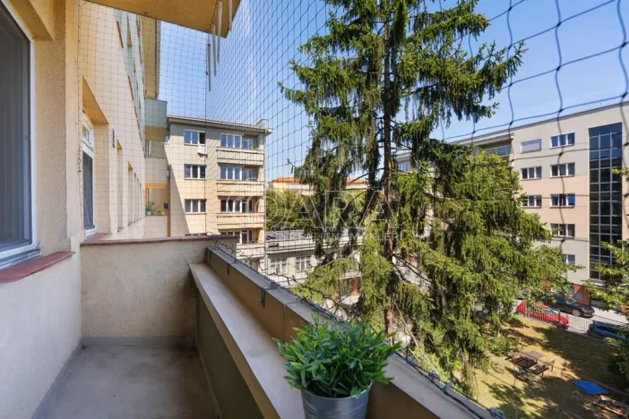 Prodej bytu 2+kk, Praha - Vršovice, Kišiněvská, 56 m2