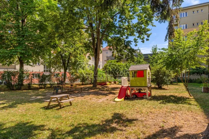 Prodej bytu 2+kk, Praha - Vršovice, Kišiněvská, 56 m2