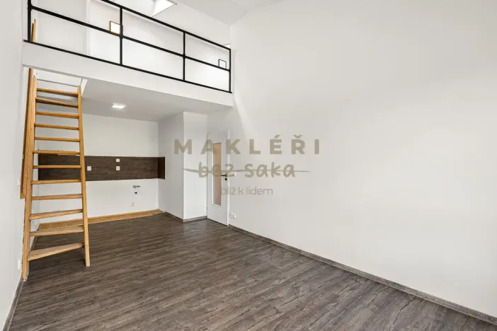 Prodej atypického bytu, Roudnice nad Labem, Okružní, 56 m2