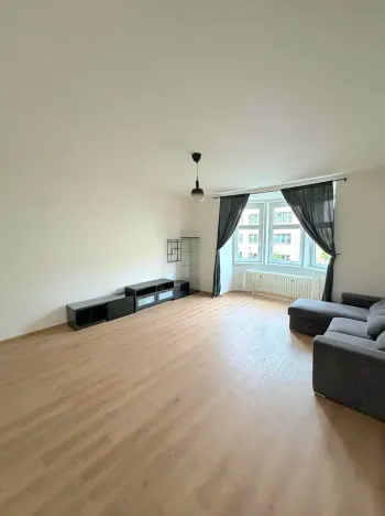 Pronájem bytu 3+1, Praha, Vinohradská, 105 m2