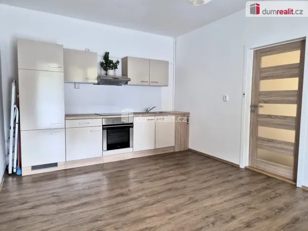 Pronájem bytu 2+kk, Velešín, Sídliště, 44 m2