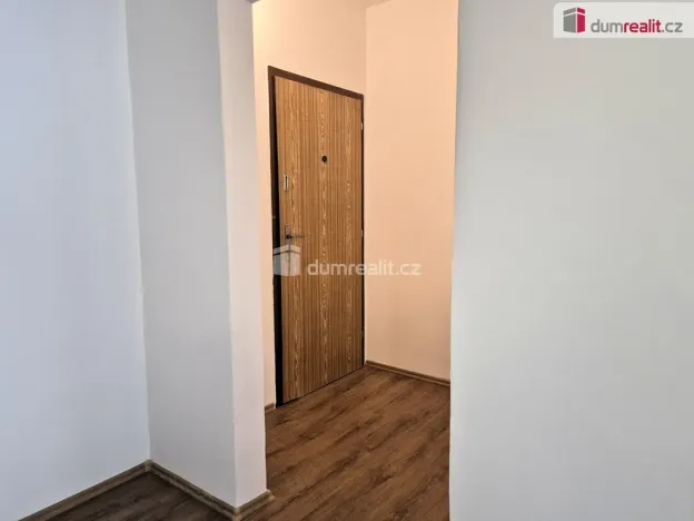 Pronájem bytu 2+kk, Velešín, Sídliště, 44 m2
