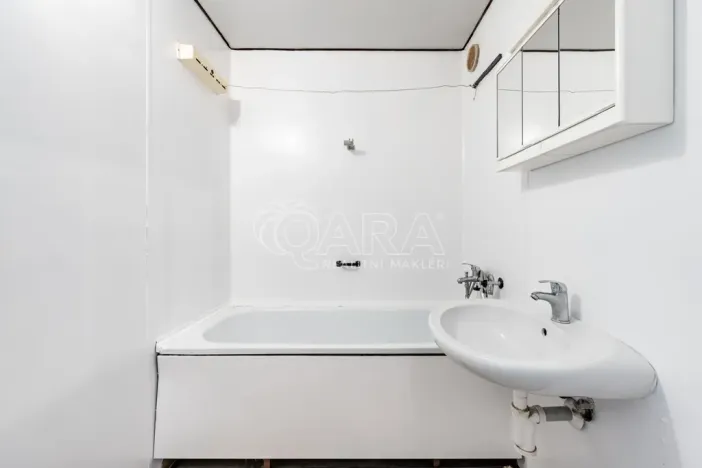 Pronájem bytu 3+1, Praha - Stodůlky, Běhounkova, 70 m2