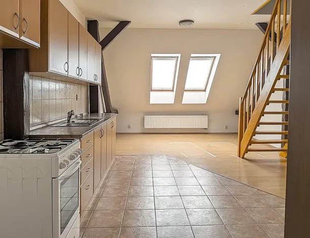 Pronájem bytu 2+1, Brno, Husitská, 84 m2