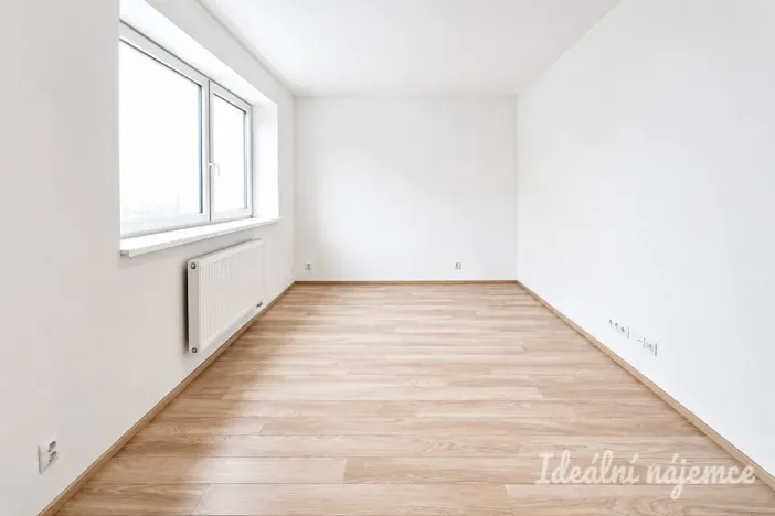 Prodej bytu 1+kk, Brno - Žebětín, Přírodní, 32 m2