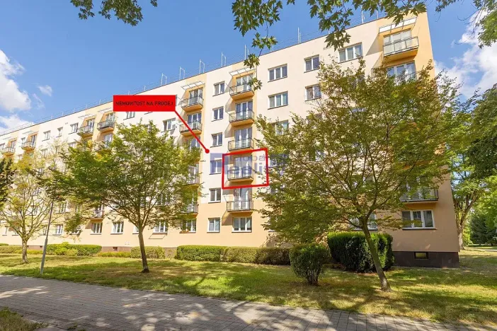 Prodej bytu 3+1, Pardubice, Stavbařů, 64 m2
