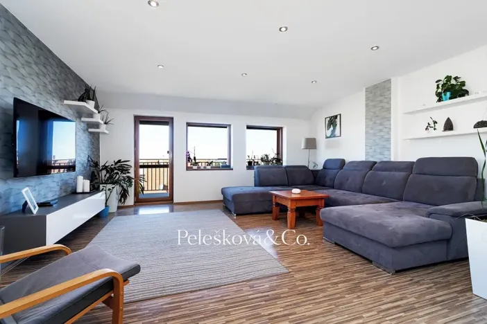 Prodej vícegeneračního domu, Praha - Štěrboholy, Pod areálem, 333 m2