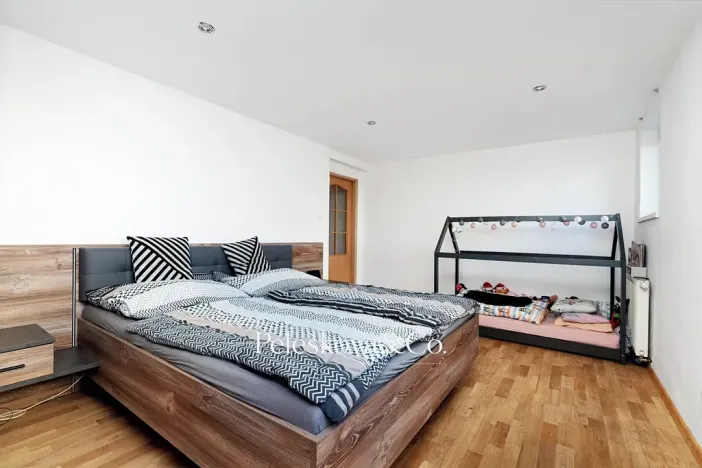 Prodej vícegeneračního domu, Praha - Štěrboholy, Pod areálem, 333 m2