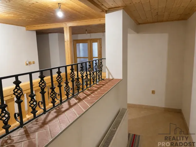 Prodej vícegeneračního domu, Vanovice, 450 m2