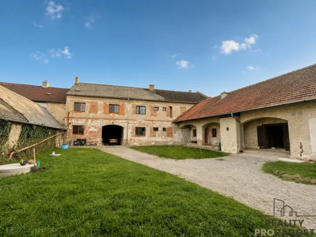 Prodej vícegeneračního domu, Vanovice, 450 m2