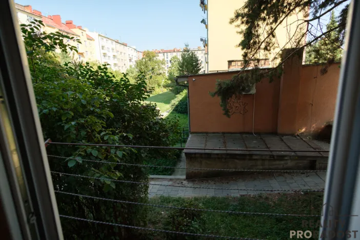 Pronájem bytu 1+1, Olomouc, Na Bystřičce, 31 m2