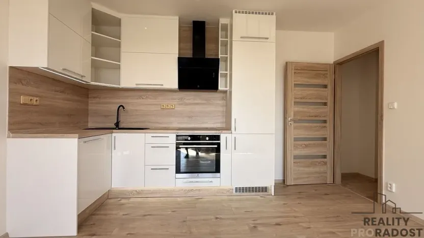 Prodej bytu 2+kk, Havířov, Elišky Krásnohorské, 37 m2