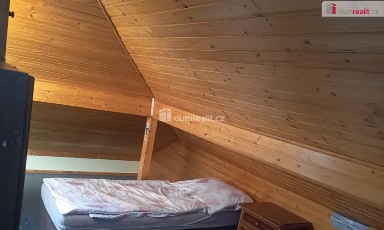 Pronájem atypického bytu, Praha - Hloubětín, Pokorného, 20 m2