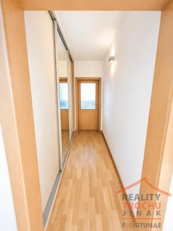 Prodej bytu 3+1, Pardubice, Kunětická, 74 m2