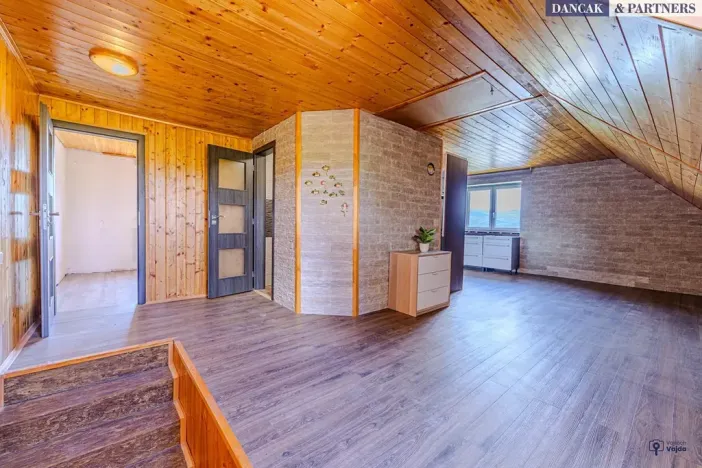 Prodej rodinného domu, Jablunkov, 206 m2