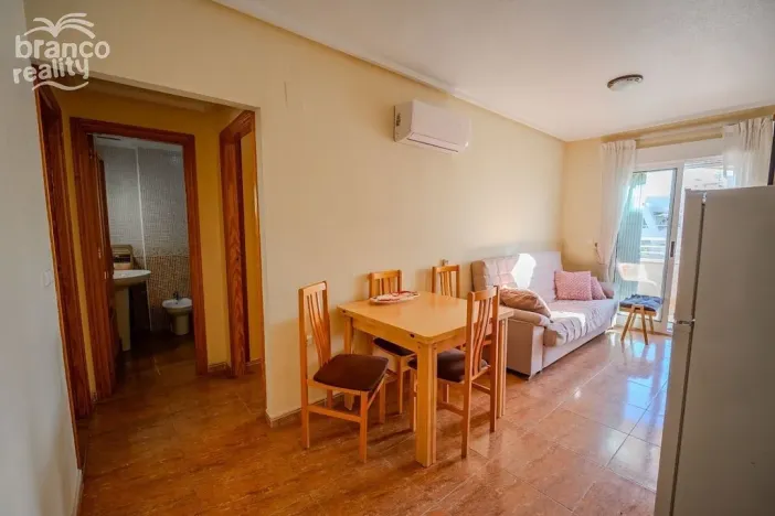 Prodej bytu 3+kk, Torrevieja, Alicante, Španělsko, 51 m2