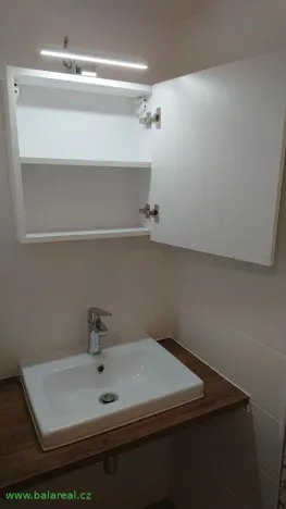 Pronájem bytu 1+kk, Brno, Hoppova, 26 m2