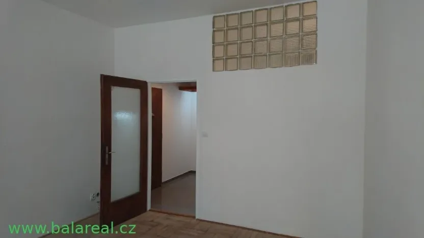 Pronájem bytu 1+kk, Brno, Hoppova, 26 m2