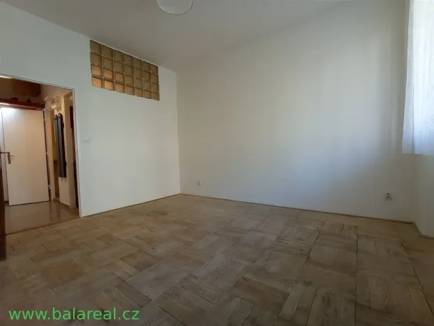 Pronájem bytu 1+kk, Brno, Hoppova, 26 m2