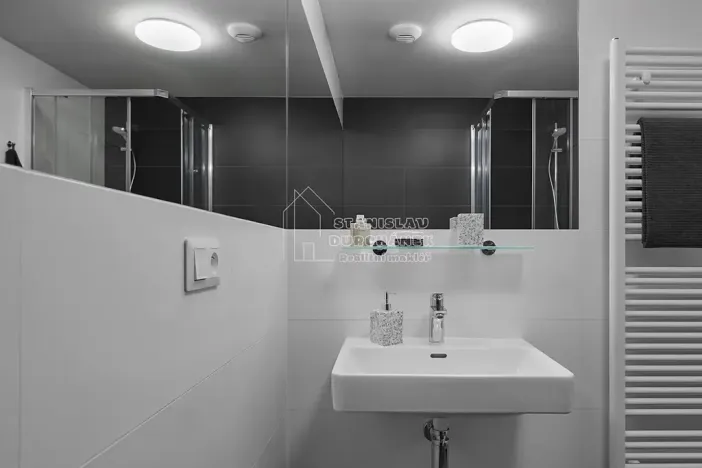 Pronájem bytu 1+kk, Praha - Střížkov, Střížkovská, 45 m2