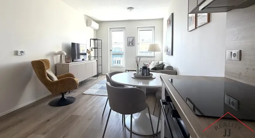 Pronájem bytu 2+kk, Praha - Kyje, Pelušková, 45 m2