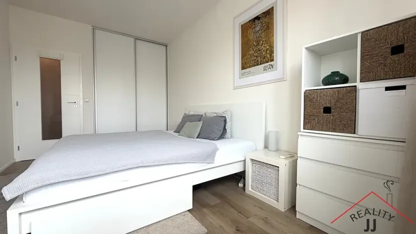 Pronájem bytu 2+kk, Praha - Kyje, Pelušková, 45 m2