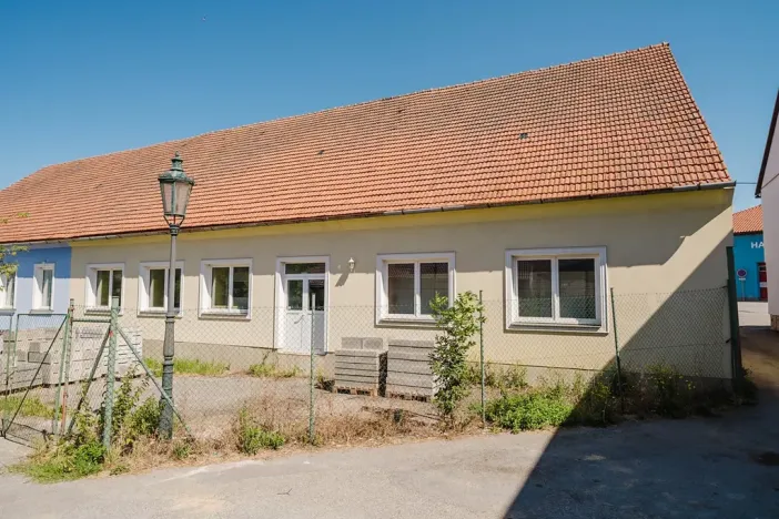 Prodej obchodního prostoru, Kamenice, 1737 m2