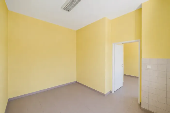 Prodej obchodního prostoru, Kamenice, 1737 m2