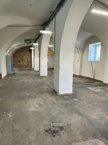 Pronájem skladu, Hajany, 450 m2