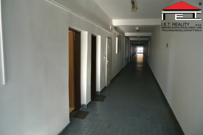 Pronájem výrobních prostor, Ostrava, U Řeky, 880 m2