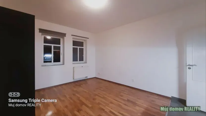Pronájem bytu 1+kk, Praha - Vysočany, Freyova, 22 m2