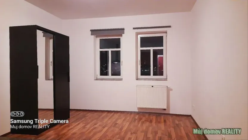 Pronájem bytu 1+kk, Praha - Vysočany, Freyova, 22 m2