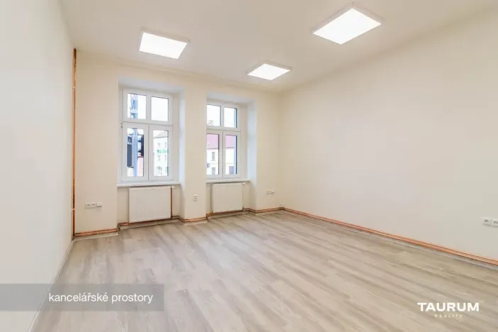 Pronájem kanceláře, Plzeň - Jižní Předměstí, Kotkova, 69 m2