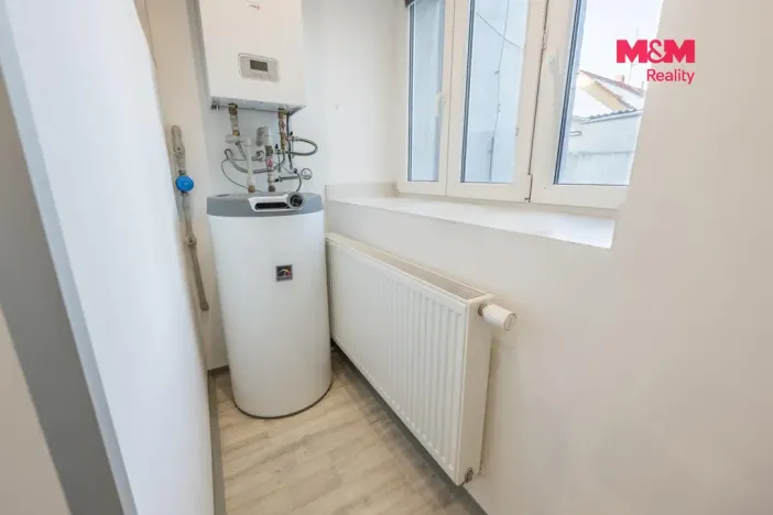 Pronájem obchodního prostoru, Kladno - Švermov, Svojsíkova, 45 m2