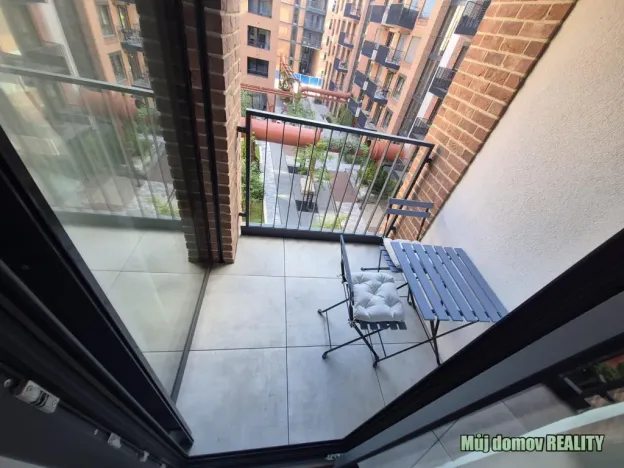 Pronájem bytu 1+kk, Praha - Smíchov, U Lihovaru, 31 m2
