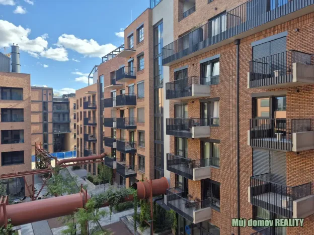 Pronájem bytu 1+kk, Praha - Smíchov, U Lihovaru, 31 m2