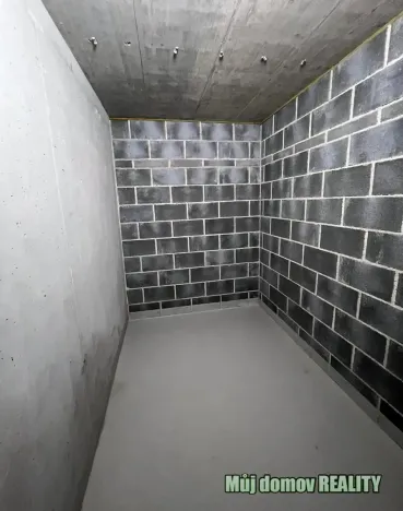 Pronájem bytu 1+kk, Praha - Smíchov, U Lihovaru, 31 m2