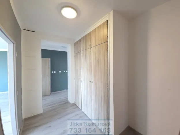 Pronájem bytu 3+1, Krnov - Pod Bezručovým vrchem, K. Čapka, 83 m2