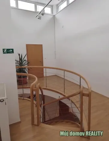 Pronájem vily, Praha - Smíchov, Nový Zlíchov, 801 m2