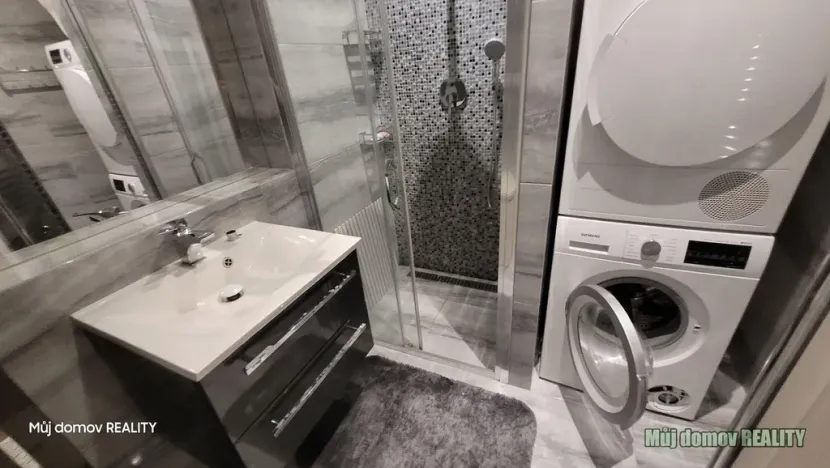 Pronájem bytu 3+kk, Praha - Vršovice, Bulharská, 55 m2