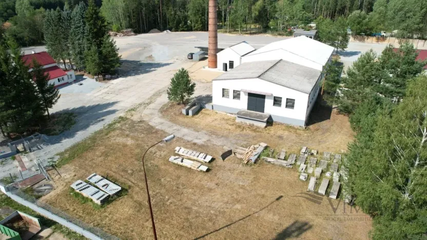 Pronájem skladu, Jílovice, 18100 m2