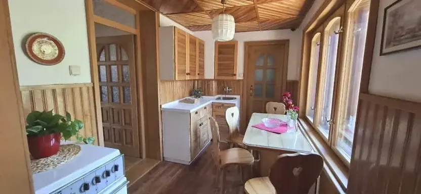 Prodej rodinného domu, Ivaň, 350 m2
