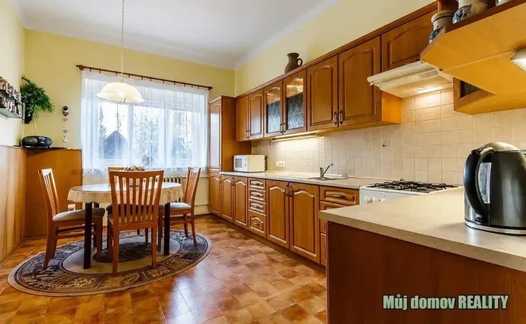 Pronájem vily, Praha - Písnice, 1300 m2