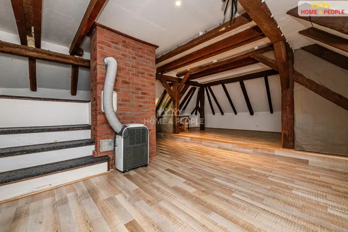 Prodej rodinného domu, Vysoký Chlumec, 190 m2