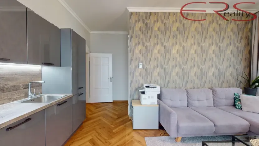 Pronájem bytu 2+kk, Jablonec nad Nisou, Komenského, 51 m2