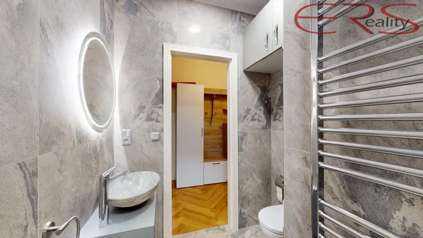 Pronájem bytu 2+kk, Jablonec nad Nisou, Komenského, 51 m2