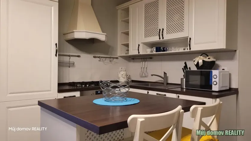 Pronájem bytu 3+kk, Praha - Vršovice, Bulharská, 55 m2