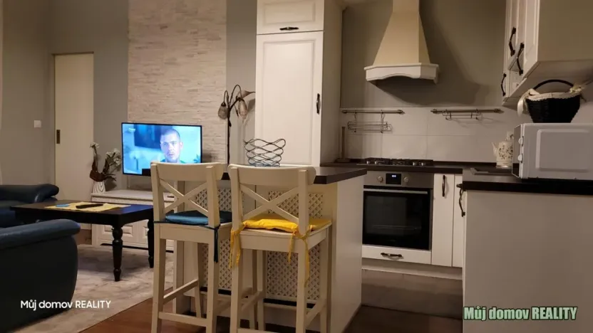 Pronájem bytu 3+kk, Praha - Vršovice, Bulharská, 55 m2